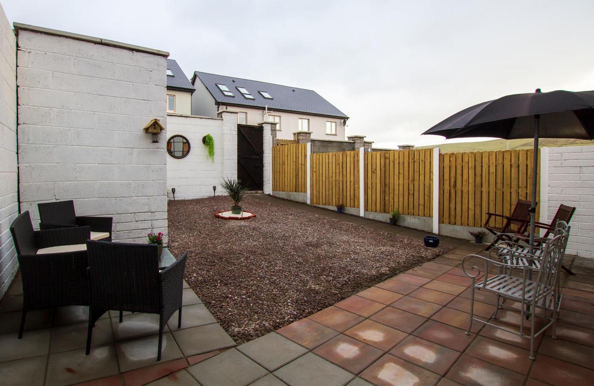 Renada Cottage Dingle Bagian luar foto